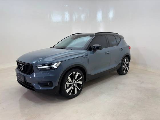 VOLVO XC40 1.5 T5 RECHARGE R-DESIGN GEARTRONIC VOLVO XC40 1.5 T5 RECHARGE R-DESIGN GEARTRONIC